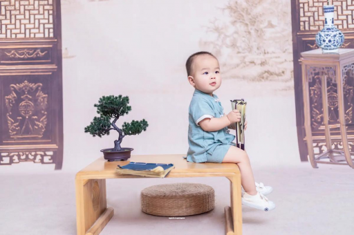 邹平宝宝几个月翻身才正常